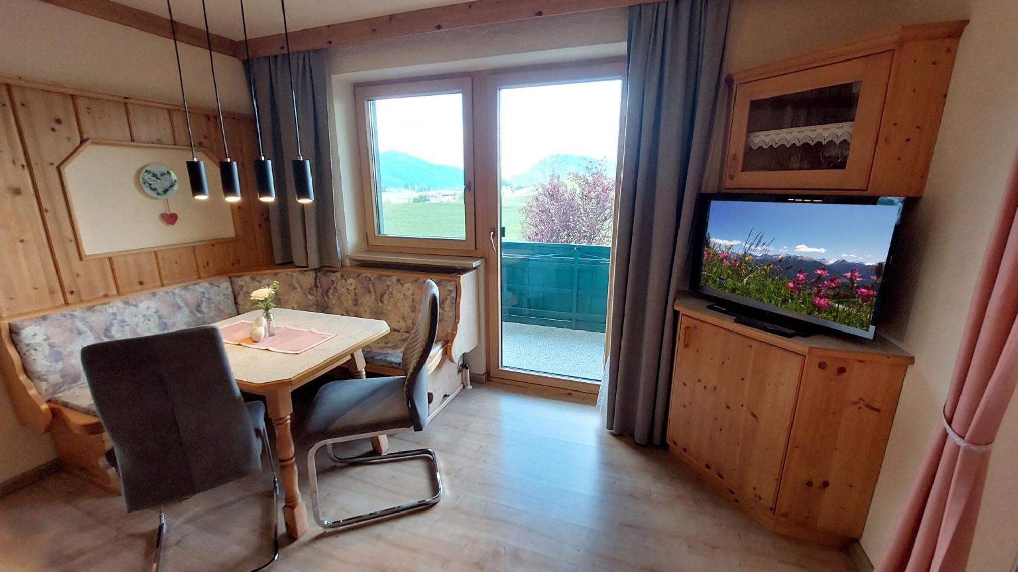 Adlerhof Am Sonnenplateau Hotel Mieming Ngoại thất bức ảnh